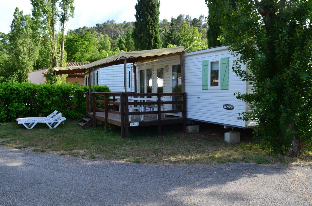 Camping La Vidaresse Ξενοδοχείο Sainte-Anastasie-sur-Issole Εξωτερικό φωτογραφία
