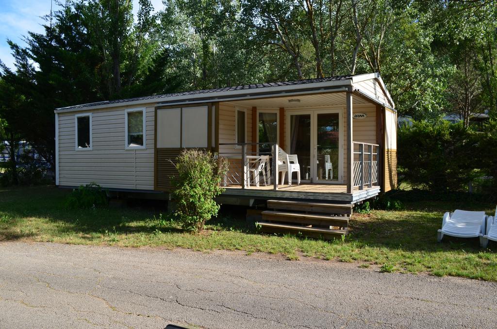 Camping La Vidaresse Ξενοδοχείο Sainte-Anastasie-sur-Issole Εξωτερικό φωτογραφία