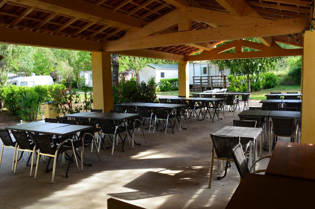 Camping La Vidaresse Ξενοδοχείο Sainte-Anastasie-sur-Issole Εξωτερικό φωτογραφία