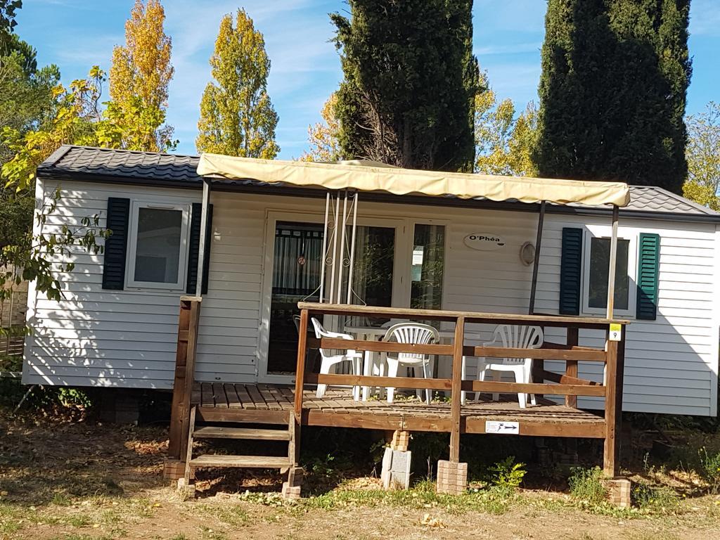 Camping La Vidaresse Ξενοδοχείο Sainte-Anastasie-sur-Issole Εξωτερικό φωτογραφία
